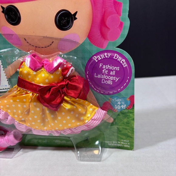 Lalaloopsy 3 outfit bundle NEW party dress, bathing suit and pajamas fashion set - Picture 3 of 8